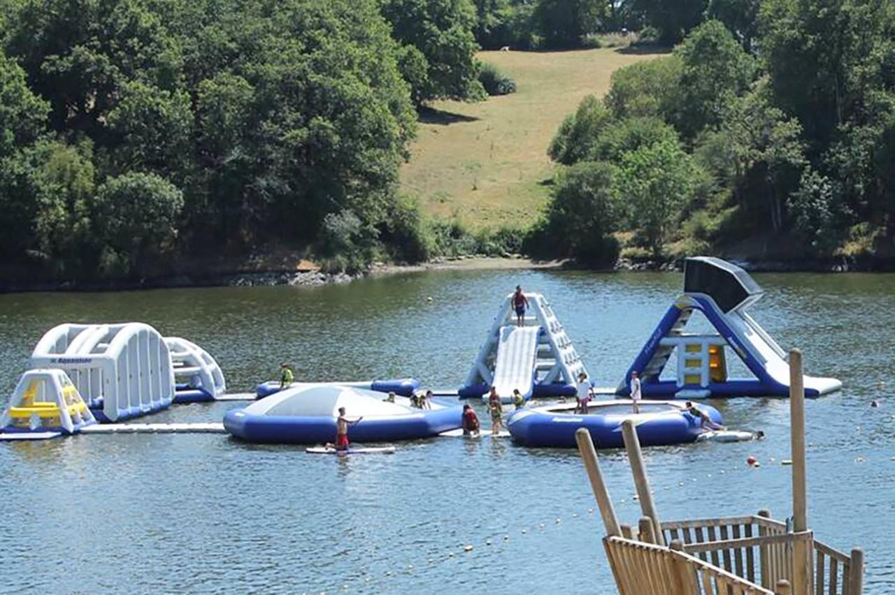 Maison Pour 4 A La Campagne Avec Piscine Commequiers Exterior foto